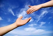 اهدای 300میلیون ریالی هزینه مراسم چهلم مرحوم محمود مختاری به بیمارستان شهدای سلامت